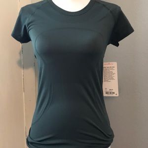 New green Lululemon top